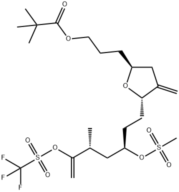 3-((2S,5S)-5-((3R,5R)-5-metil-3-((metilsulfonil)oksi)-6-(((trifluormetil)sulfonil)oksi)hept-6-en-1- il)-4-metilentetrahidrofuran-2-il)propilpivalatas